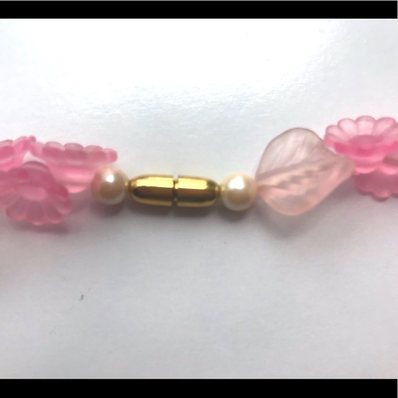 COPY - Lovely Vintage Pink & Faux Pearl ‘Sea Glass’ Set - Picture 4 of 7